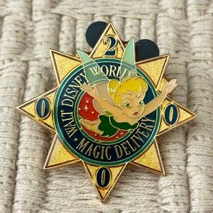 DISNEY 2000 *Rare* Walt Disney World Magic Delivery Tinker Bell Pin